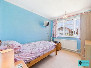 Bedroom- click for photo gallery